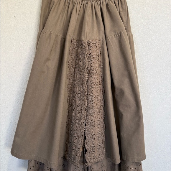 Boho Cottagecore Lace Panel Midi Skirt | Taupe Tiered Prairie Skirt - Picture 4 of 4